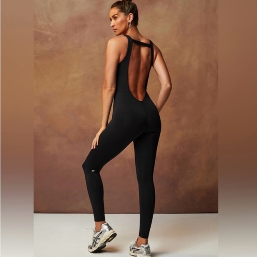 Fabletics Women'sMotion365+ Jumpsuit Size M
Color Black NWT
